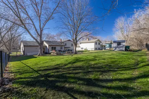 Exterior - 619 Scott St, Algonquin, IL 60102 photo 10 of 12