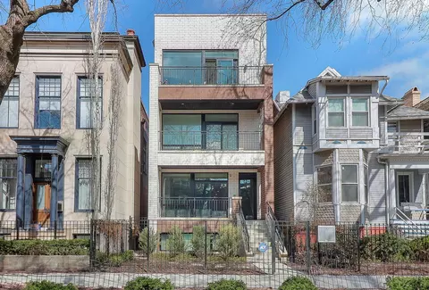 818 W Altgeld St #3, Chicago, IL 60614
