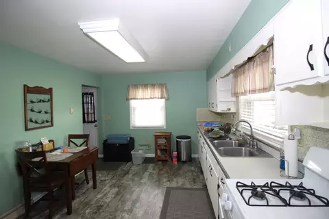 Kitchen - 21459 E 400 North Rd, Downs, IL 61736 photo 1 of 1