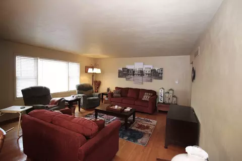 Living - 21459 E 400 North Rd, Downs, IL 61736 photo 1 of 3