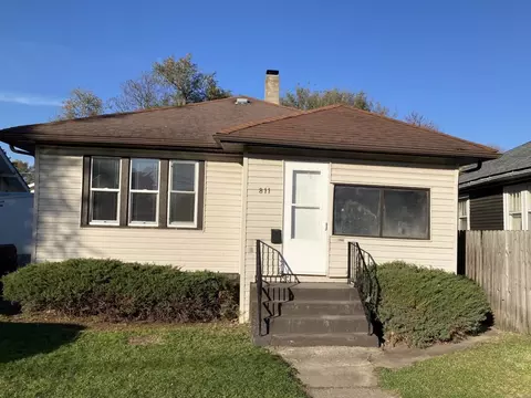 811 Julia Ave, Joliet, IL 60433
