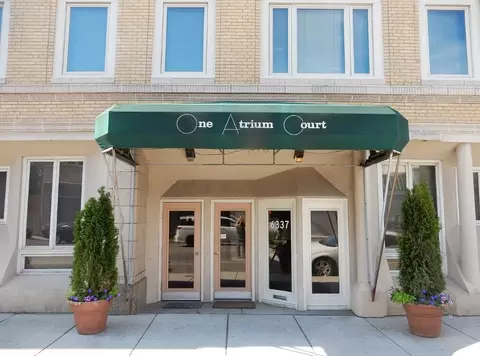 6337 Roosevelt Rd #417, Berwyn, IL 60402