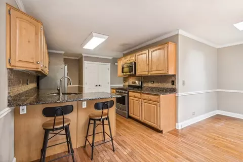 5752 Regency Ct, Gurnee, IL 60031 photo 7