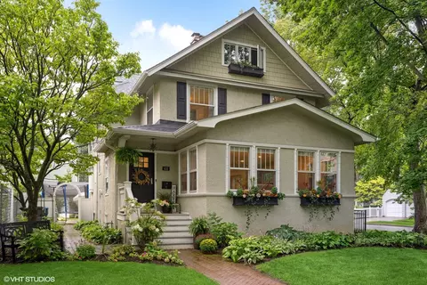 433 Maple Ave, Wilmette, IL 60091