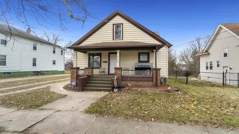 1403 Christina St, Rockford, IL 61104
