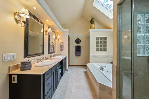 571 Ford Ln, Bartlett, IL 60103 photo 32