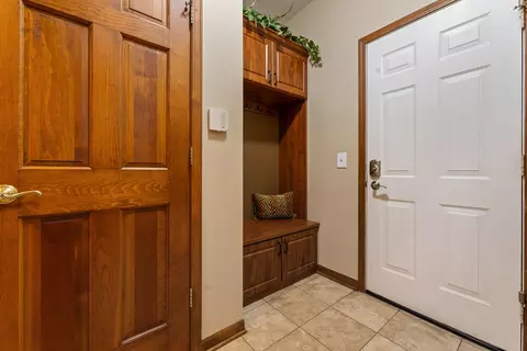 571 Ford Ln, Bartlett, IL 60103 photo 27