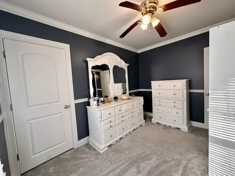 Bedroom - 923 4th Ave, Aurora, IL 60505 photo 4 of 4