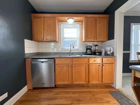 Kitchen - 923 4th Ave, Aurora, IL 60505 photo 2 of 3