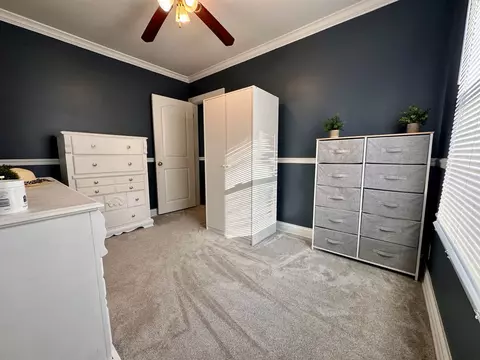 Bedroom - 923 4th Ave, Aurora, IL 60505 photo 3 of 4