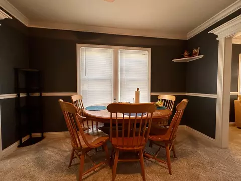 Dining - 923 4th Ave, Aurora, IL 60505 photo 2 of 2