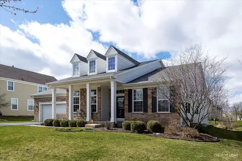 248 Sonora Dr, Elgin, IL 60124 photo 2