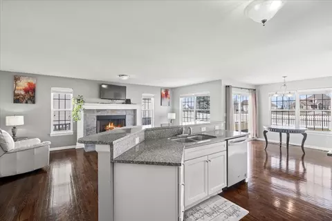 Kitchen - 12517 Kildare Dr, Plainfield, IL 60585 photo 1 of 2