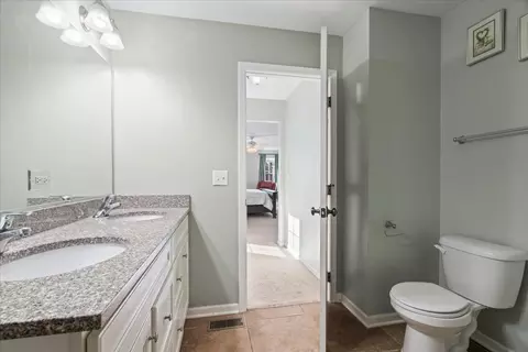 Bath - 12517 Kildare Dr, Plainfield, IL 60585 photo 3 of 3