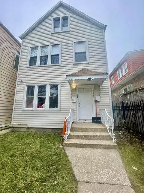 2426 N Lotus Ave, Chicago, IL 60639