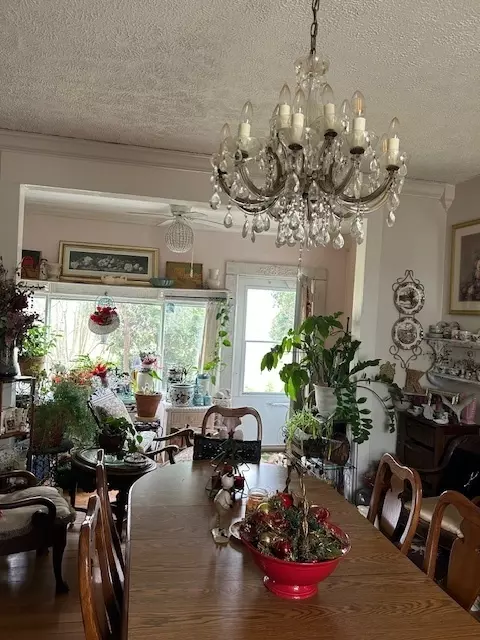 Dining - 2665 E Sherrill Rd, Minooka, IL 60447 photo 2 of 3