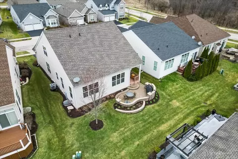Exterior - 3855 Olympia Fields Dr, Elgin, IL 60124 photo 5 of 6