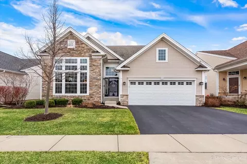 3855 Olympia Fields Dr, Elgin, IL 60124