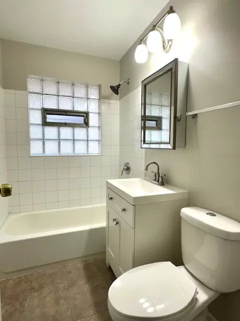 925 N Grant St, Addison, IL 60101 photo 7
