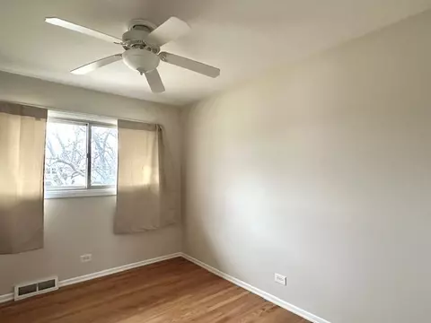 925 N Grant St, Addison, IL 60101 photo 13