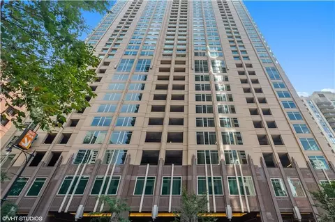 33 W Ontario St #23F, Chicago, IL 60654