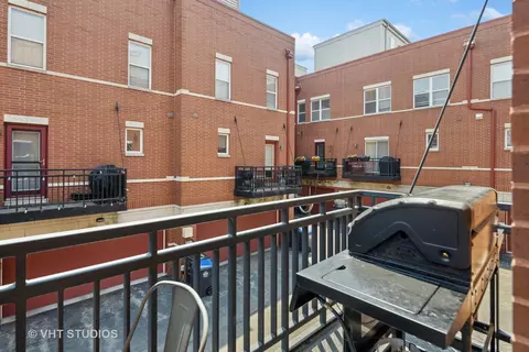 View/Area - 519 Chicago Ave #E, Evanston, IL 60202 photo 1 of 2
