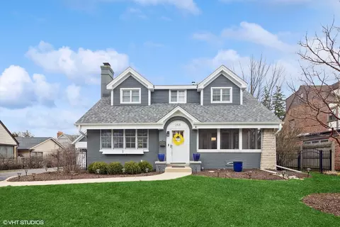 255 N Exmoor Ave, Glen Ellyn, IL 60137