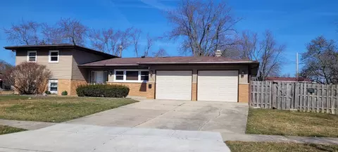 220 Lee St, Park Forest, IL 60466