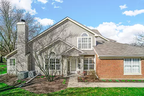 30 W013 Mayfair Ct #0, Warrenville, IL 60555