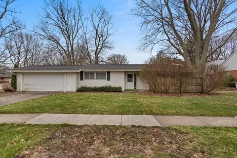 2601 Melrose Dr, Champaign, IL 61820