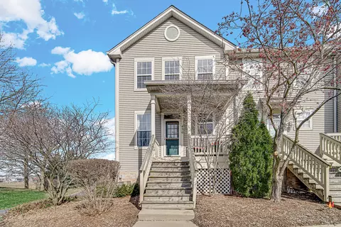 450 Littleton Trl #450, Elgin, IL 60120