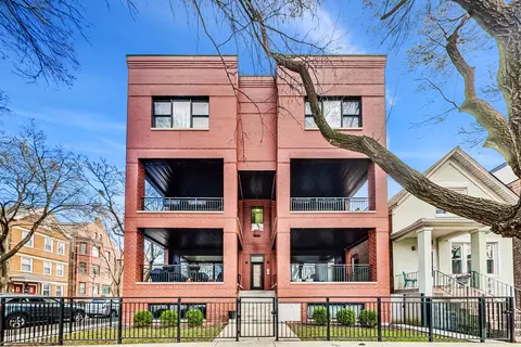 2165 N Claremont Ave #1N, Chicago, IL 60647