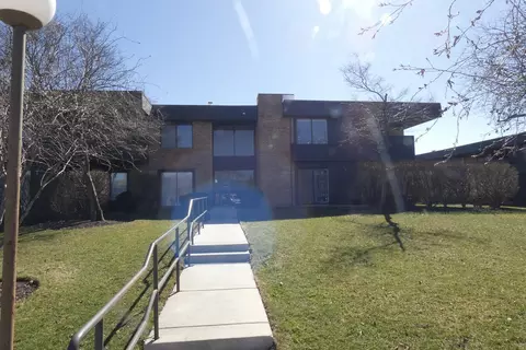 1325 N Sterling Ave #115, Palatine, IL 60067