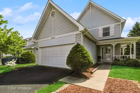 5324 Norfolk Ct, Gurnee, IL 60031