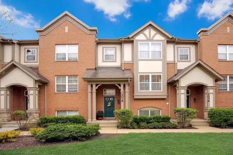 1078 N Claremont Dr, Palatine, IL 60074