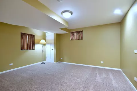 Living - 437 Deanna Dr, Bartlett, IL 60103 photo 12 of 12