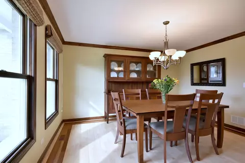 Dining - 437 Deanna Dr, Bartlett, IL 60103 photo 1 of 5