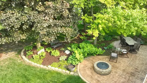 Exterior - 437 Deanna Dr, Bartlett, IL 60103 photo 11 of 13