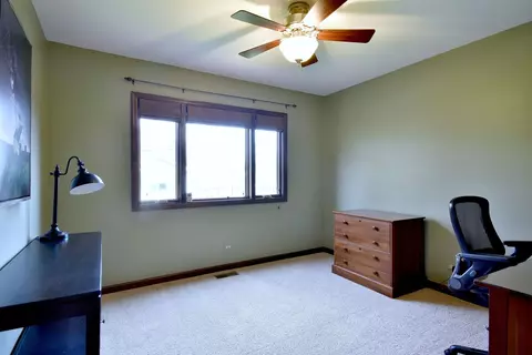 Bedroom - 437 Deanna Dr, Bartlett, IL 60103 photo 1 of 7