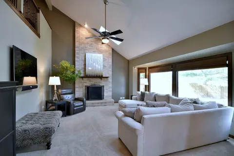 Living - 437 Deanna Dr, Bartlett, IL 60103 photo 4 of 12