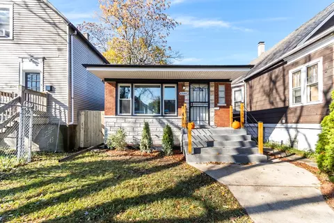 10546 S Lafayette Ave, Chicago, IL 60628