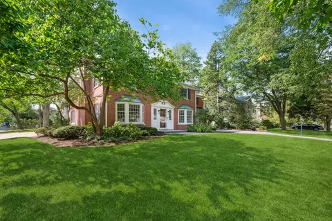 6702 N Le Mai Ave, Lincolnwood, IL 60712