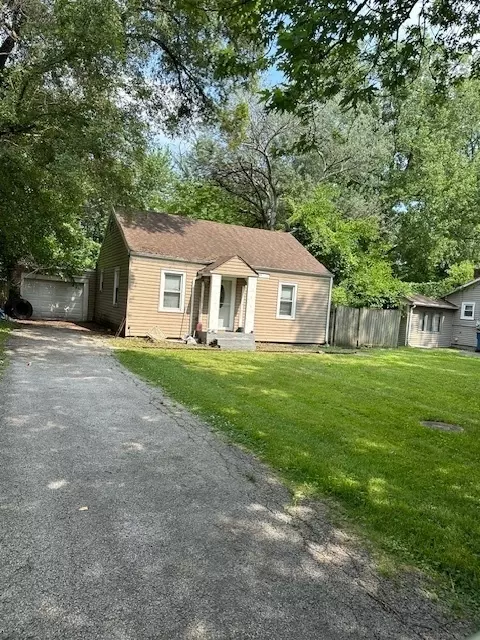 1235 River Dr, Calumet City, IL 60409