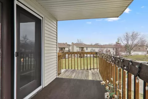 Exterior - 903 N Linden St #140, Normal, IL 61761 photo 2 of 4