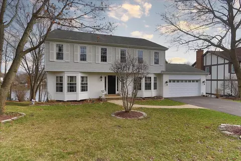 199 Alpine Dr, Lake Zurich, IL 60047