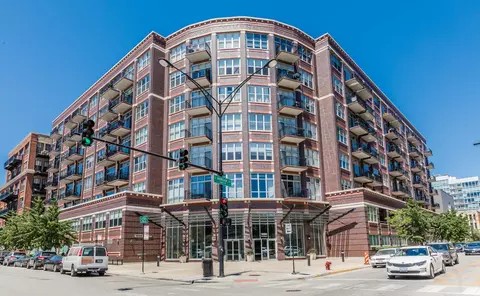 1000 W Adams St #514, Chicago, IL 60607