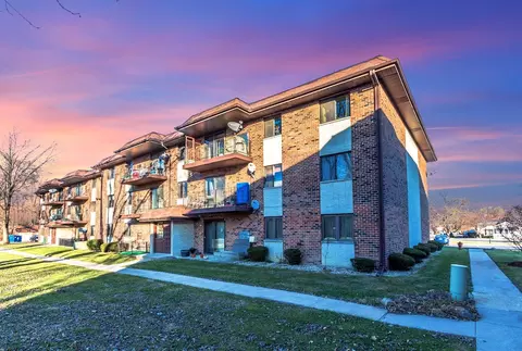 14959 Willowcrest Ct #20, Midlothian, IL 60445