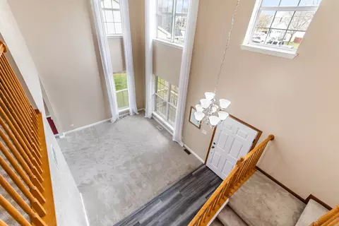 Entry Way - 715 Keller St, Plano, IL 60545 photo 2 of 2