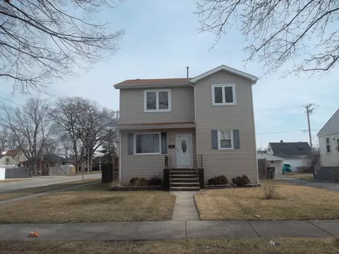 501 Hyde Park Ave, Bellwood, IL 60104