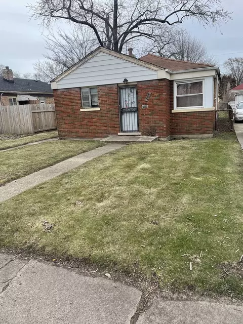 12529 S Loomis St, Calumet Park, IL 60827